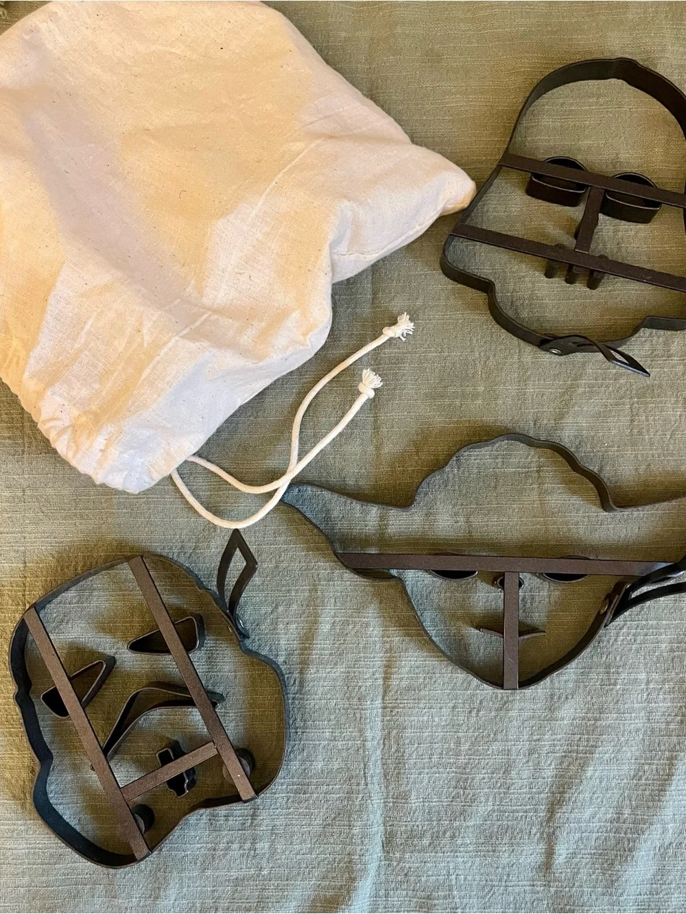 Williams Sonoma Star Wars pancake molds